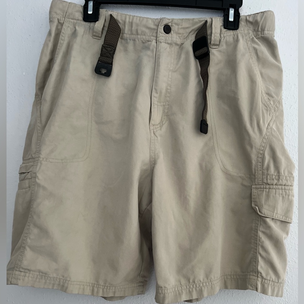 Columbia tan cargo utility shorts men’s size 34